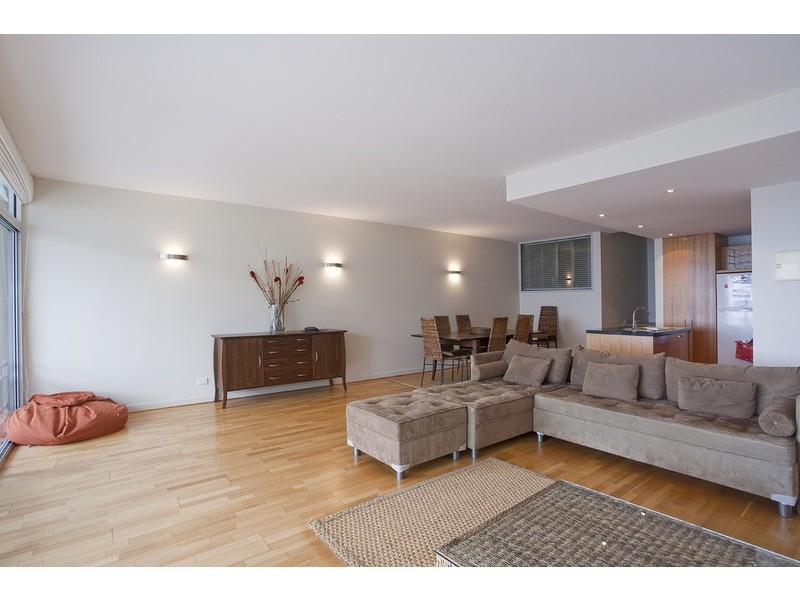 17/256-260 Mountjoy Parade, Lorne VIC 3232
