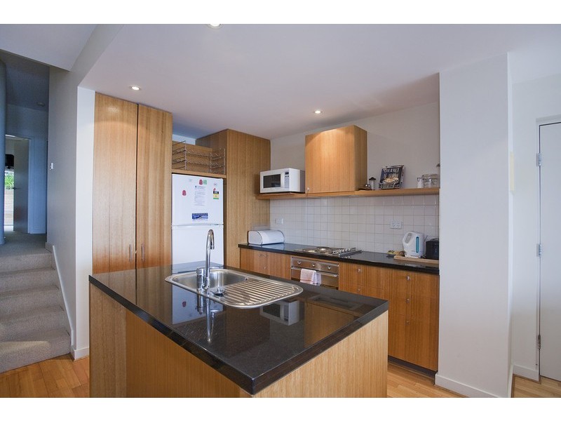 17/256-260 Mountjoy Parade, Lorne VIC 3232