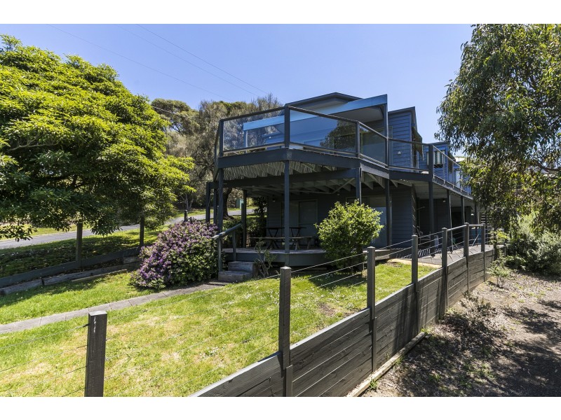 2 Minapre Street, Lorne VIC 3232