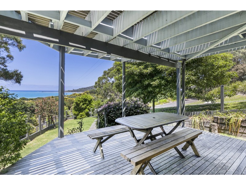 2 Minapre Street, Lorne VIC 3232