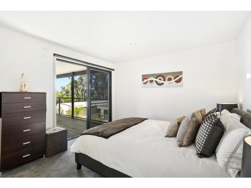 3/26 Hopetoun Terrace, Lorne VIC 3232