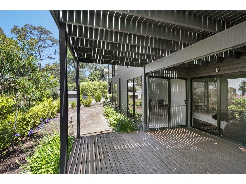 3/26 Hopetoun Terrace, Lorne VIC 3232