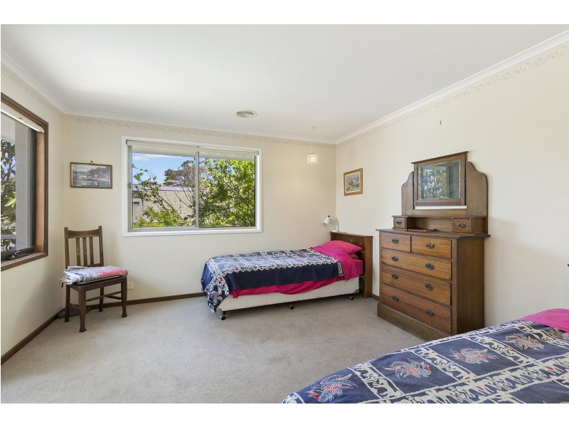 51 Charles Street, Lorne VIC 3232