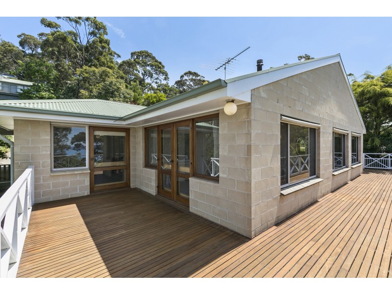 51 Charles Street, Lorne VIC 3232