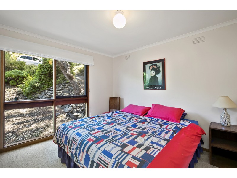 18 Richardson Boulevard, Lorne VIC 3232