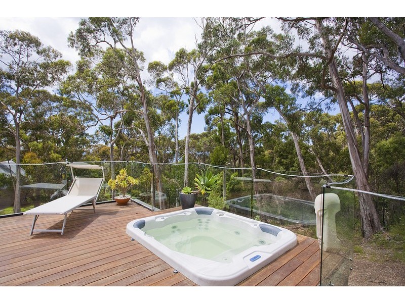 26 Toorak Terrace, Lorne VIC 3232