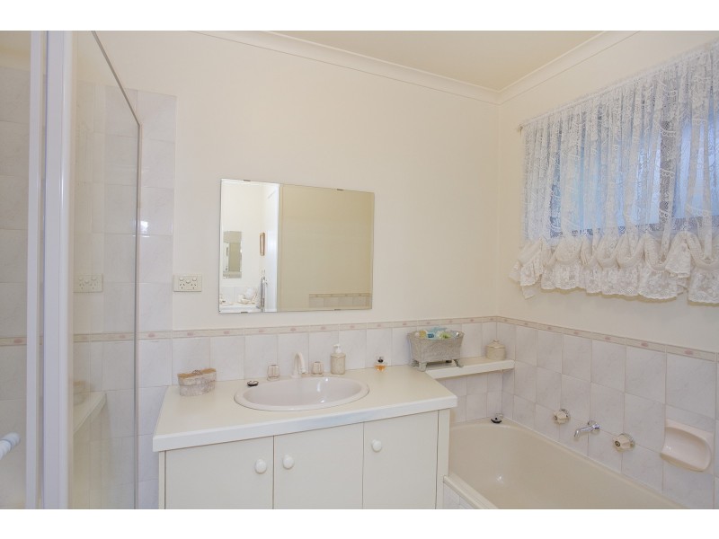 1/11-13 Belvedere Terrace, Lorne VIC 3232