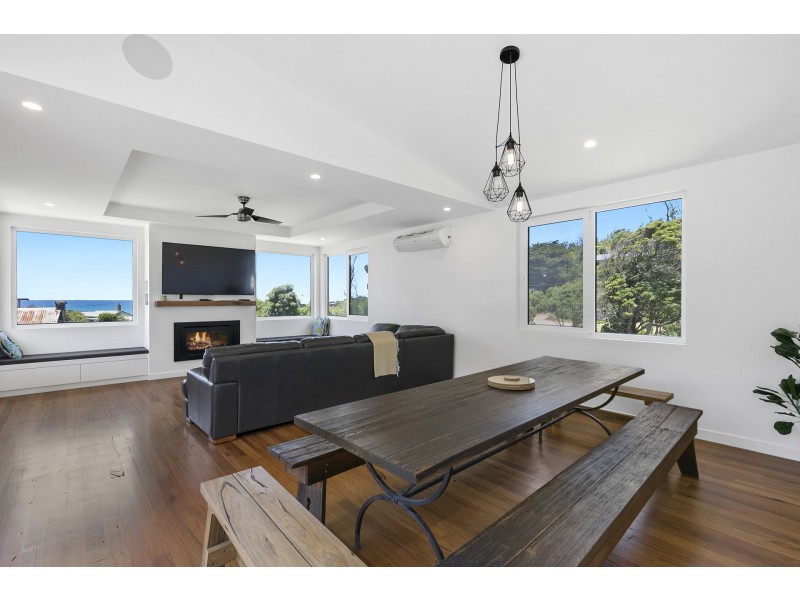 19 Sarsfield Street, Separation Creek VIC 3221