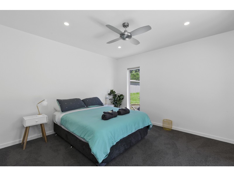 19 Sarsfield Street, Separation Creek VIC 3221