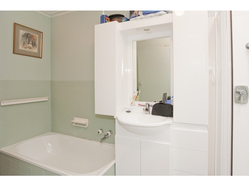 32 Waverley Avenue, Lorne VIC 3232