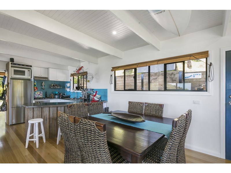 8 The Boulevarde, Wye River VIC 3221