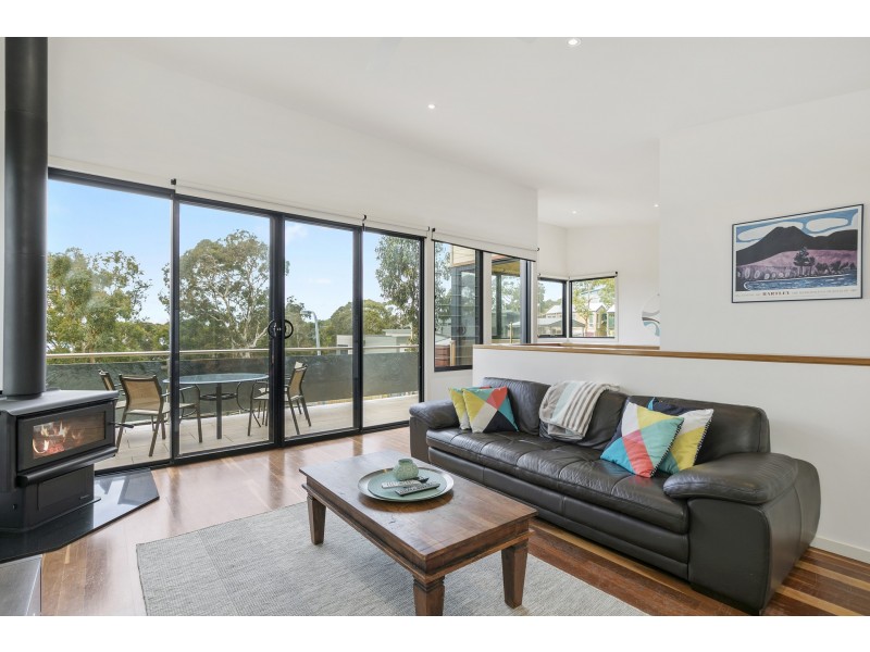 12 Normanby Terrace, Lorne VIC 3232