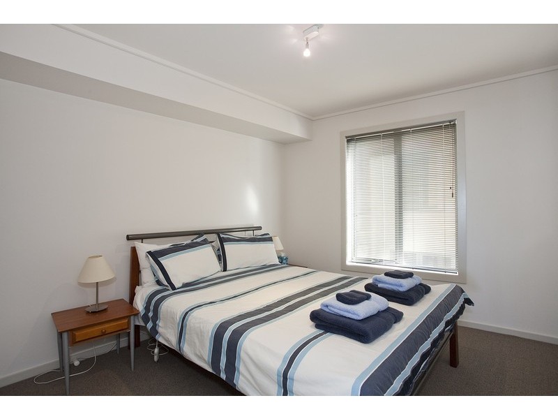 18/2-10 Ocean Road South, Lorne VIC 3232