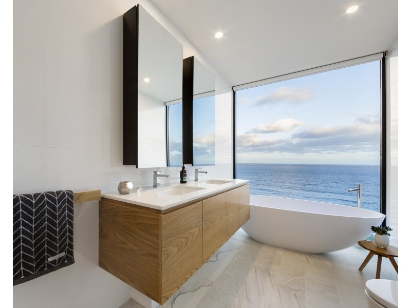 63 Morley Avenue, Wye River VIC 3221