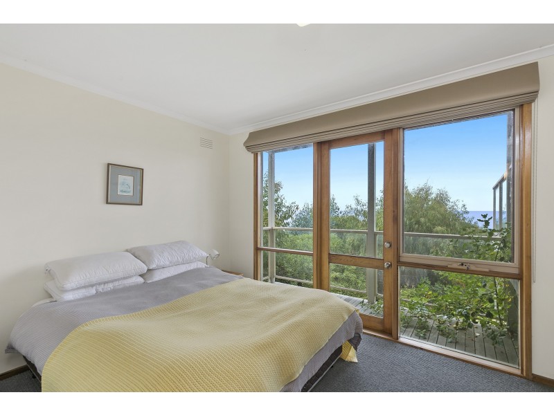 9 Tradewinds Avenue, Lorne VIC 3232