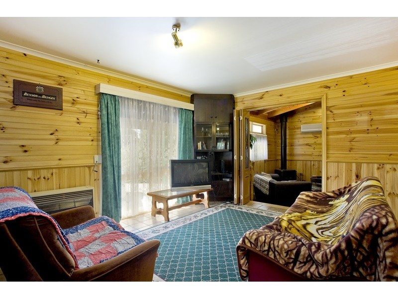 15 Grant Street, Forrest VIC 3236