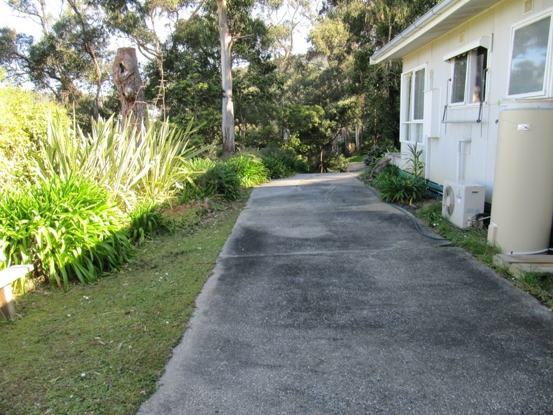 10 Waverley Avenue, Lorne VIC 3232