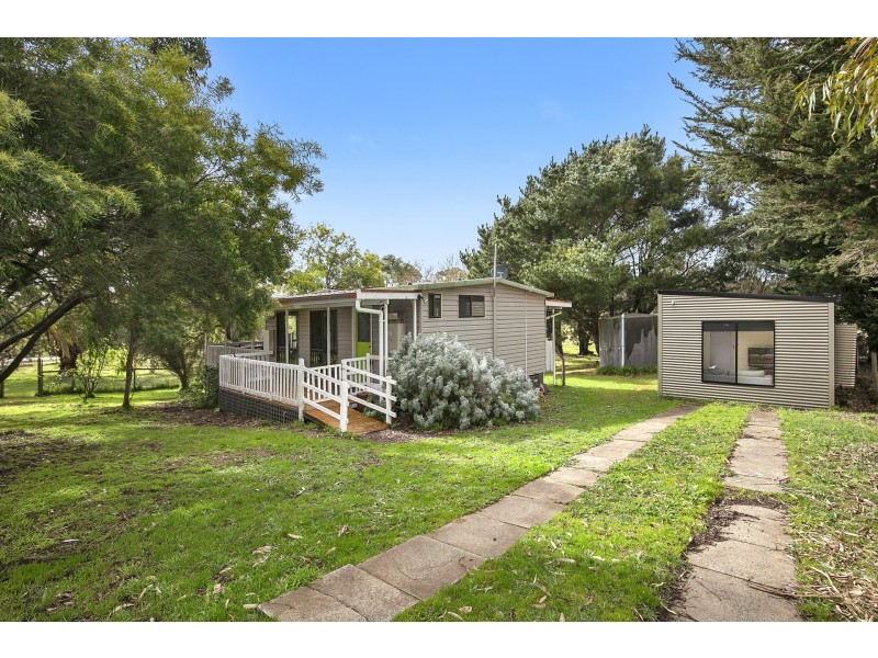 5 Aurel Road, Deans Marsh VIC 3235