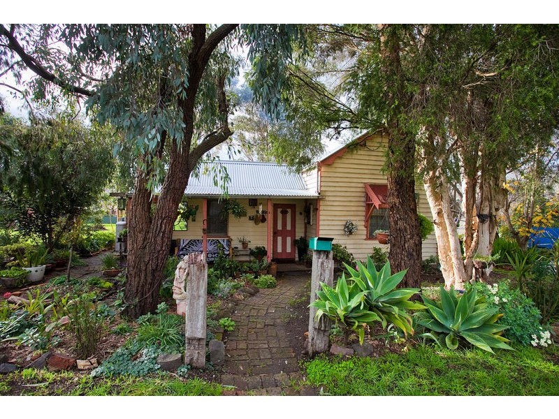 6 Jenner Street, Birregurra VIC 3242