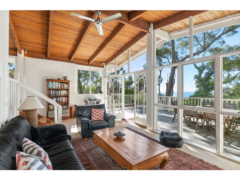 8 Heath Street, Lorne VIC 3232