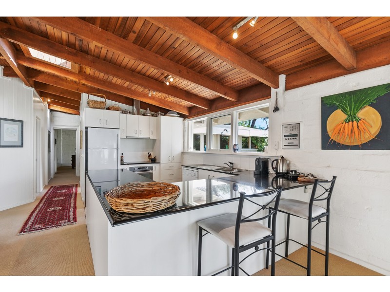 8 Heath Street, Lorne VIC 3232