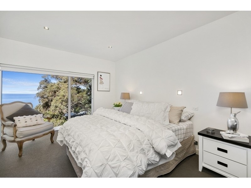 25 Toorak Terrace, Lorne VIC 3232