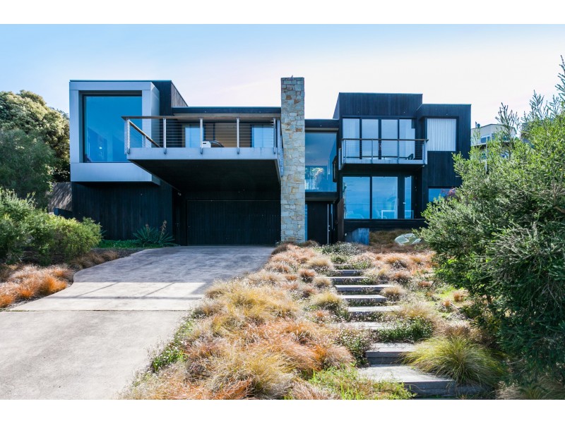 39 Hall Street, Lorne VIC 3232