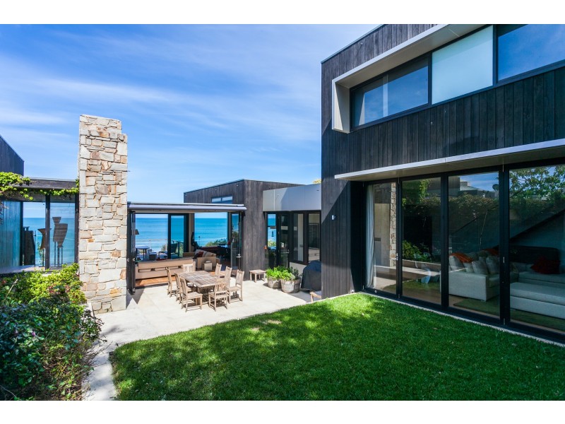 39 Hall Street, Lorne VIC 3232