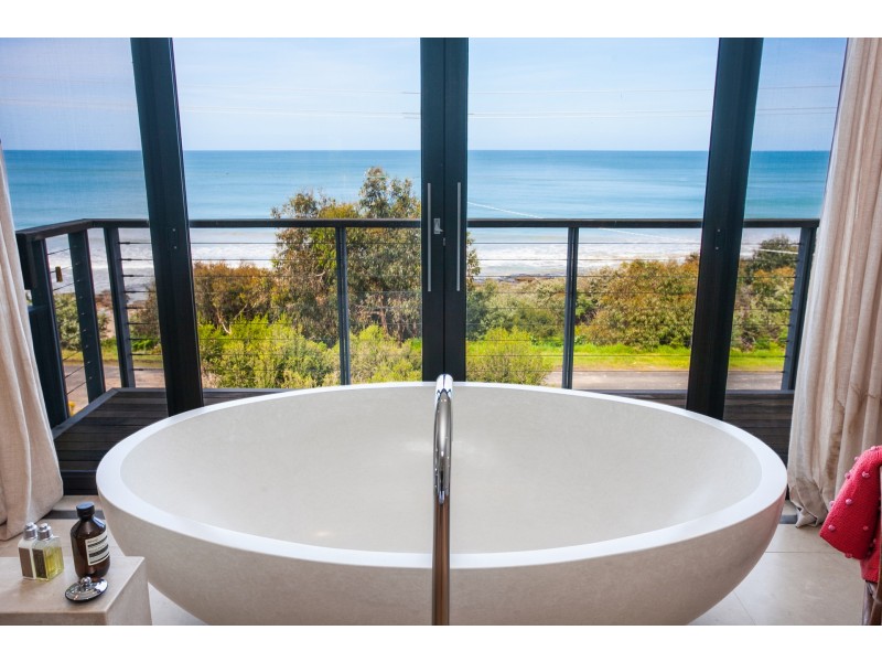39 Hall Street, Lorne VIC 3232