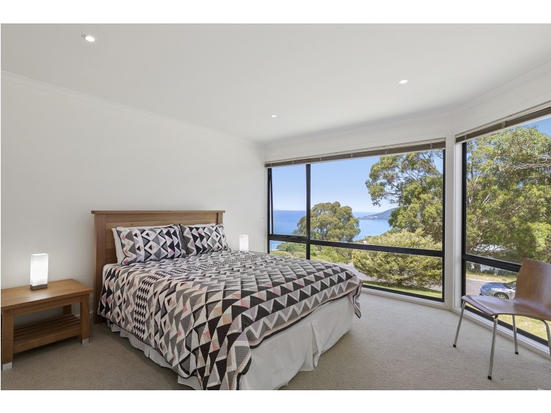 1 Skyline Court, Lorne VIC 3232