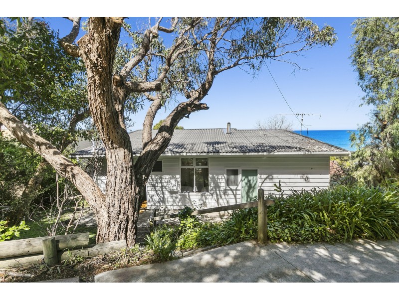 24 Dorman Street, Lorne VIC 3232