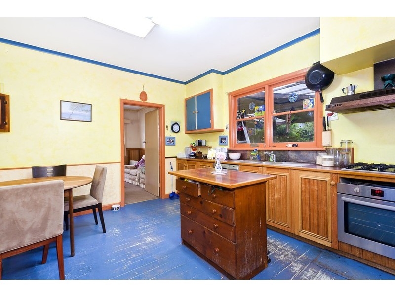 8 Hennigan Crescent, Forrest VIC 3236