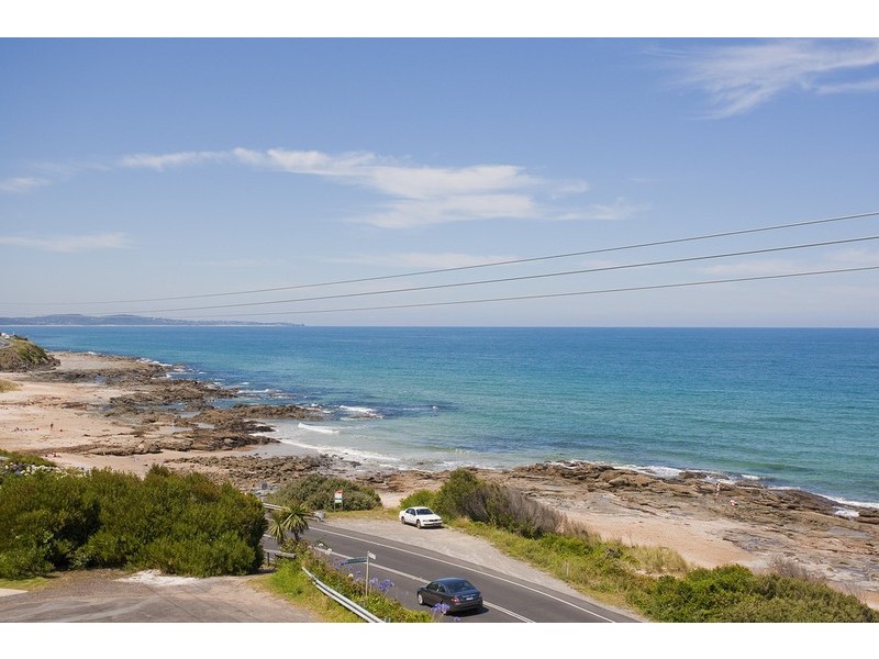 83 Hall Street, Lorne VIC 3232