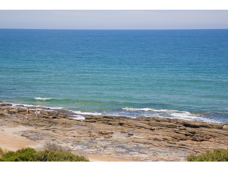 83 Hall Street, Lorne VIC 3232