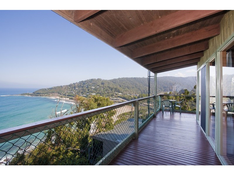 24 Iluka Avenue, Wye River VIC 3221