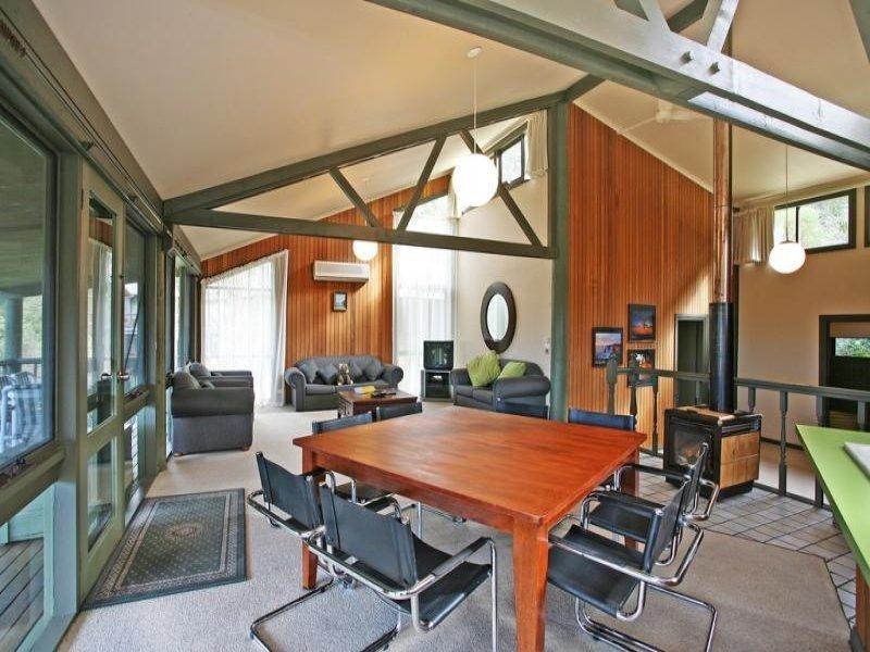 4 Gardiner Avenue, Lorne VIC 3232