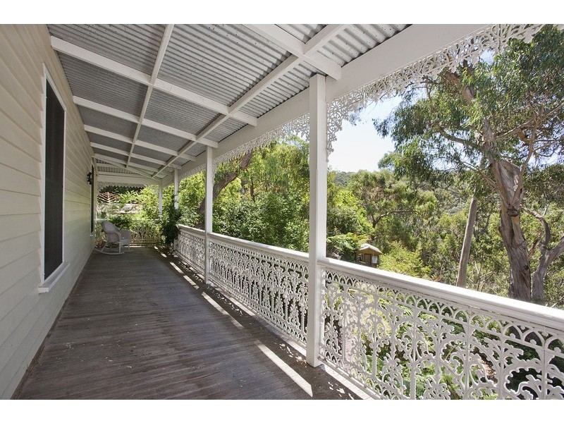 12 Gardiner Avenue, Lorne VIC 3232