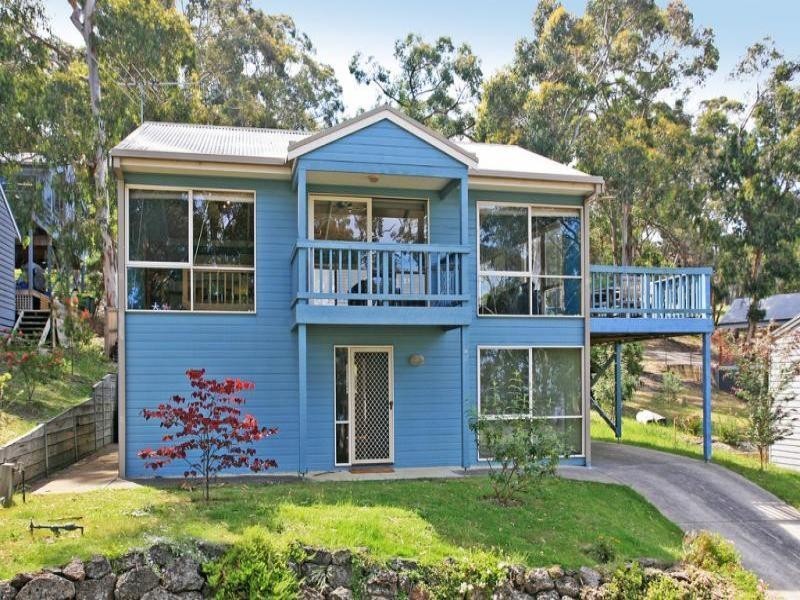16 Normanby Terrace, Lorne VIC 3232
