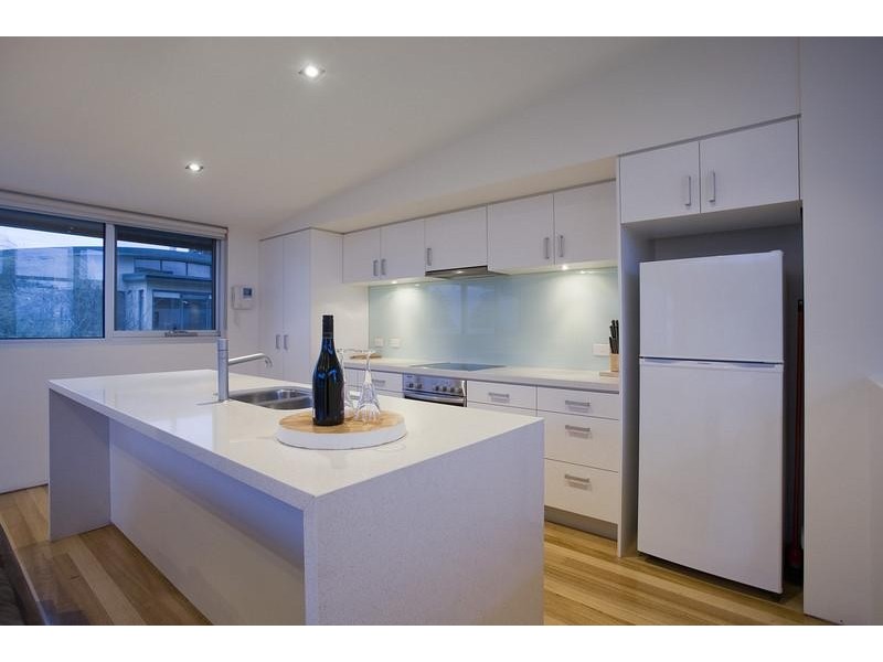 2/21 Smith Street, Lorne VIC 3232