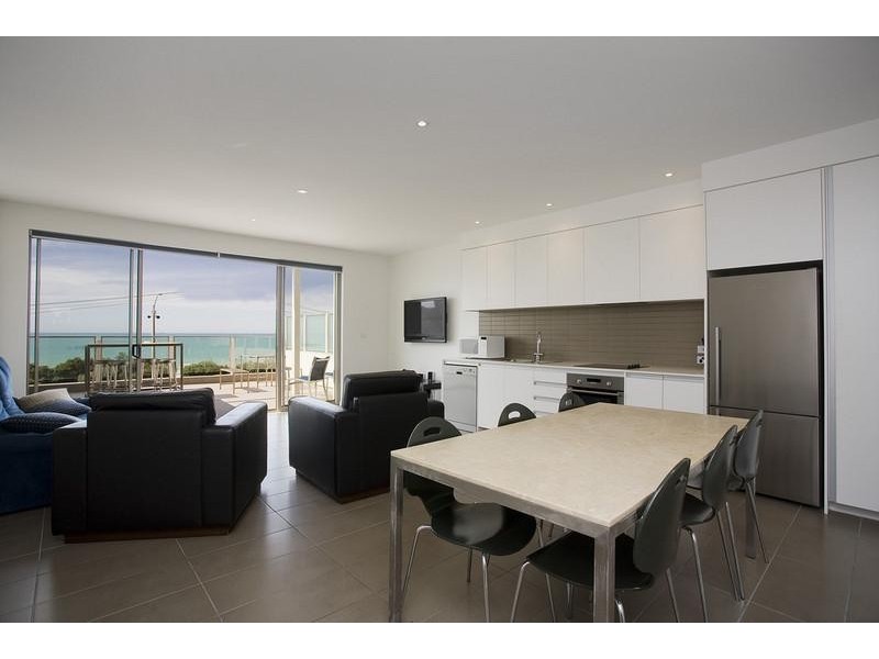 118 Mountjoy Parade, Lorne VIC 3232