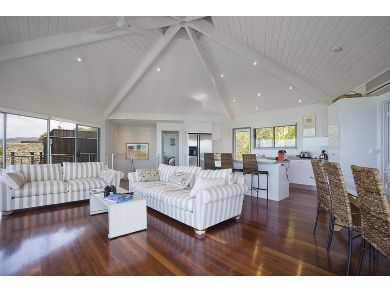41 Hall Street, Lorne VIC 3232