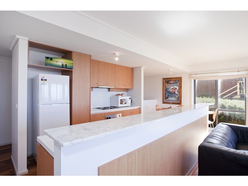 5/2-10 Ocean Road South, Lorne VIC 3232