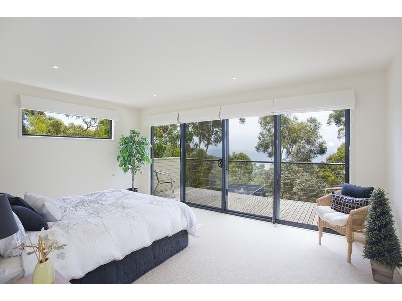 1/17 Toorak Terrace, Lorne VIC 3232