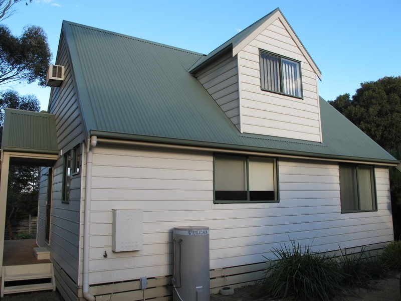 2/22 Great Ocean Road, Aireys Inlet VIC 3231