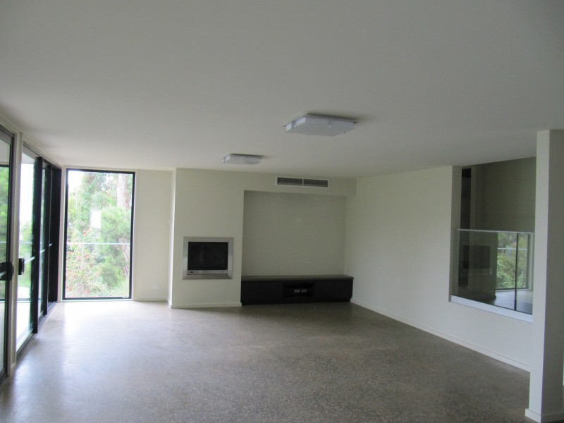 2/15 Hopetoun Terrace, Lorne VIC 3232