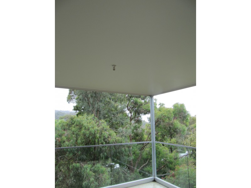 2/15 Hopetoun Terrace, Lorne VIC 3232
