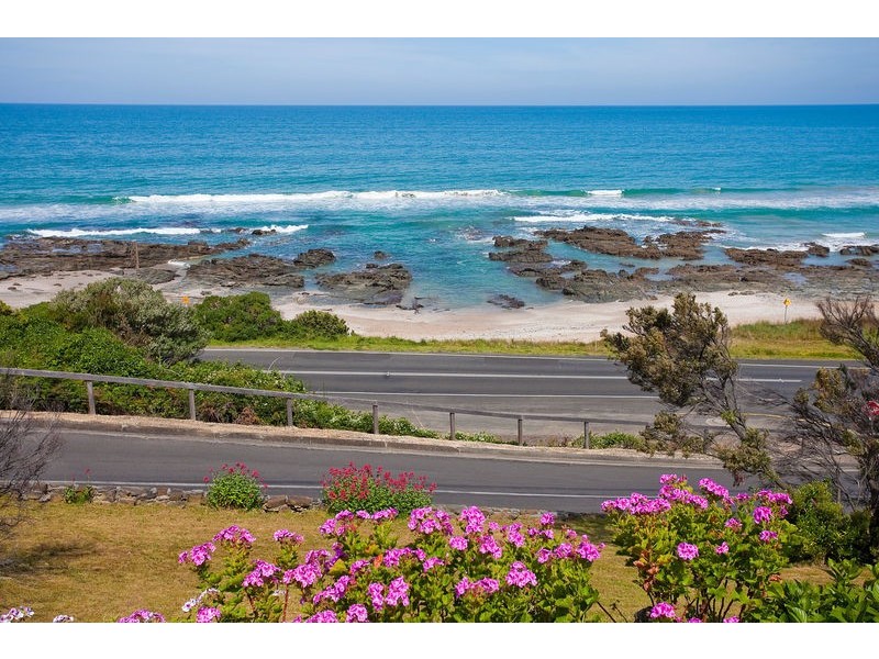 13 Hazel Street, Lorne VIC 3232