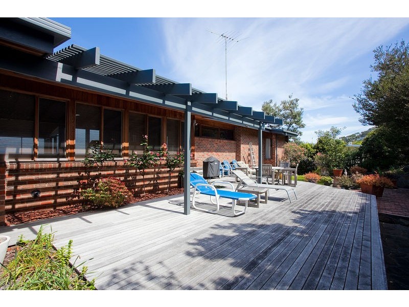 13 Hazel Street, Lorne VIC 3232