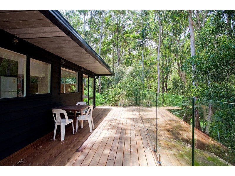 1/6 Richardson Boulevard, Lorne VIC 3232