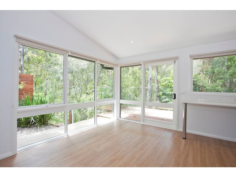 1/6 Richardson Boulevard, Lorne VIC 3232